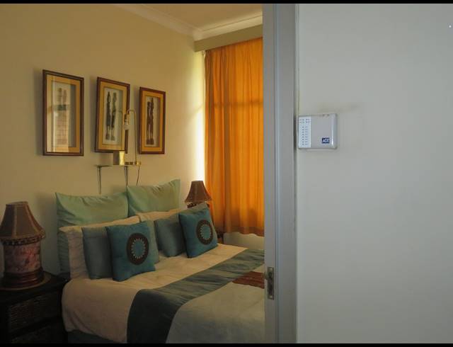 2 BEDROOM FLAT FOR SALE IN SUNNYSIDE